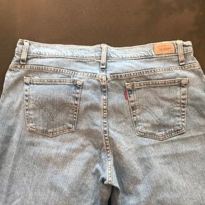 Vintage Levi’s Relaxed fit Tapered 550 jeans